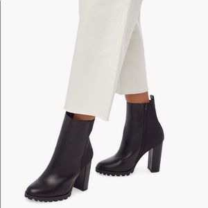 NWT / NIB JustFab Block Heeled Bootie - Black - Size 8